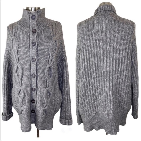 INTERMIX Carlyle Cable Chunky Knit Cardigan size M/L - Picture 1 of 11